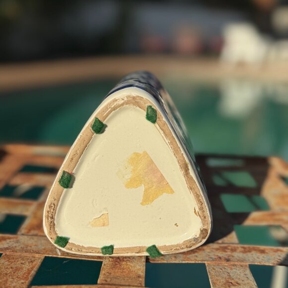 Vintage Hand-Painted Triangular Italian Maiolica Jar "Sciroppo di Tamarindo" - Picture 6 of 6